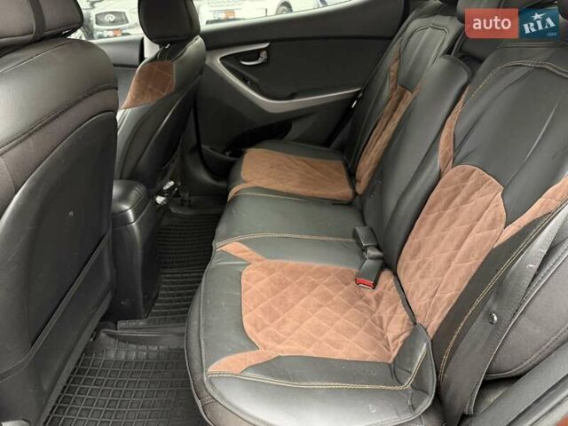 Коричневый Хендай Элантра, объемом двигателя 1.59 л и пробегом 247 тыс. км за 8900 $, фото 24 на Automoto.ua