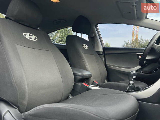 Коричневый Хендай Элантра, объемом двигателя 1.59 л и пробегом 140 тыс. км за 9700 $, фото 10 на Automoto.ua