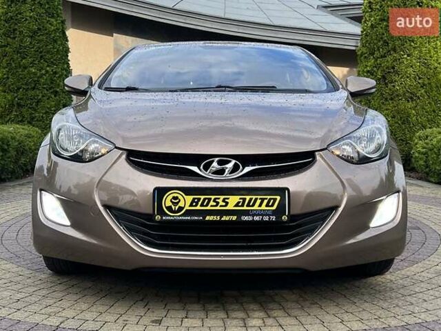 Коричневый Хендай Элантра, объемом двигателя 1.59 л и пробегом 140 тыс. км за 9700 $, фото 1 на Automoto.ua
