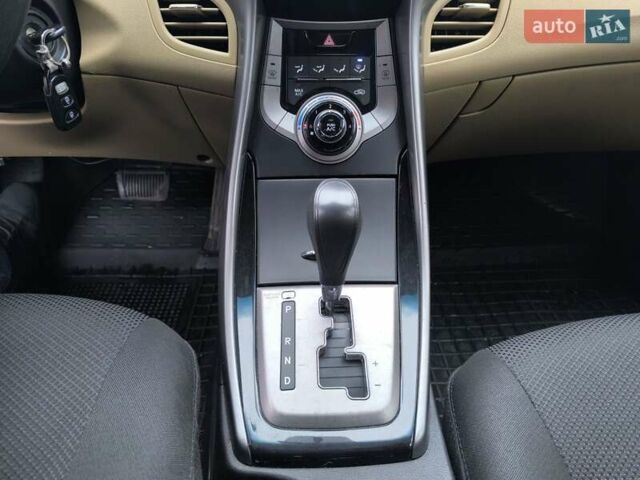 Коричневый Хендай Элантра, объемом двигателя 1.8 л и пробегом 197 тыс. км за 6900 $, фото 26 на Automoto.ua