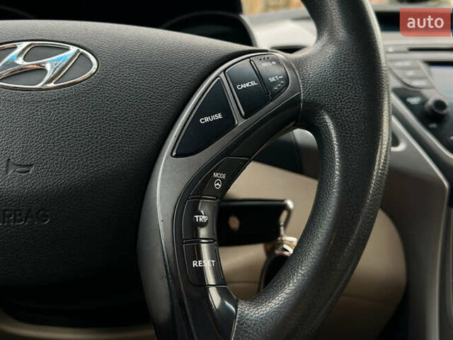 Коричневий Хендай Елантра, об'ємом двигуна 1.8 л та пробігом 239 тис. км за 8999 $, фото 10 на Automoto.ua