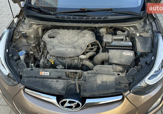 Хендай Элантра 2014 в Львове на Automoto.ua Коричневый Хендай Элантра, объемом двигателя 1.59 л и пробегом 104 тыс. км за 9000 $, фото 13 на Automoto.ua