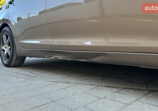 Хендай Элантра 2014 в Львове на Automoto.ua Коричневый Хендай Элантра, объемом двигателя 1.59 л и пробегом 104 тыс. км за 9000 $, фото 9 на Automoto.ua