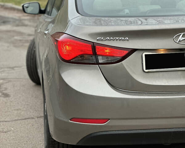 Коричневый Хендай Элантра, объемом двигателя 1.8 л и пробегом 128 тыс. км за 9500 $, фото 20 на Automoto.ua