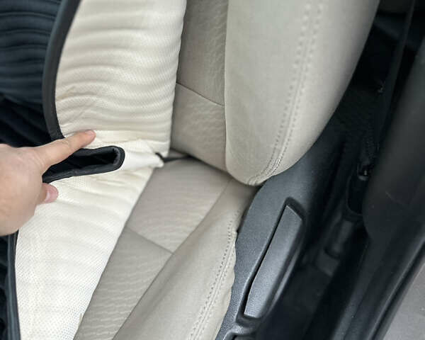 Коричневый Хендай Элантра, объемом двигателя 1.8 л и пробегом 128 тыс. км за 9500 $, фото 28 на Automoto.ua