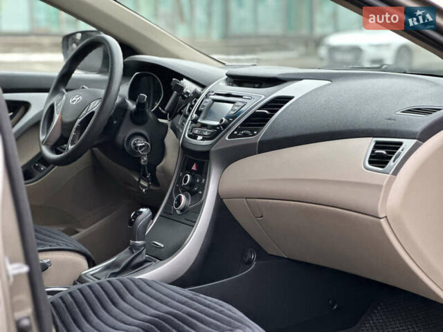 Коричневый Хендай Элантра, объемом двигателя 1.8 л и пробегом 128 тыс. км за 9500 $, фото 35 на Automoto.ua