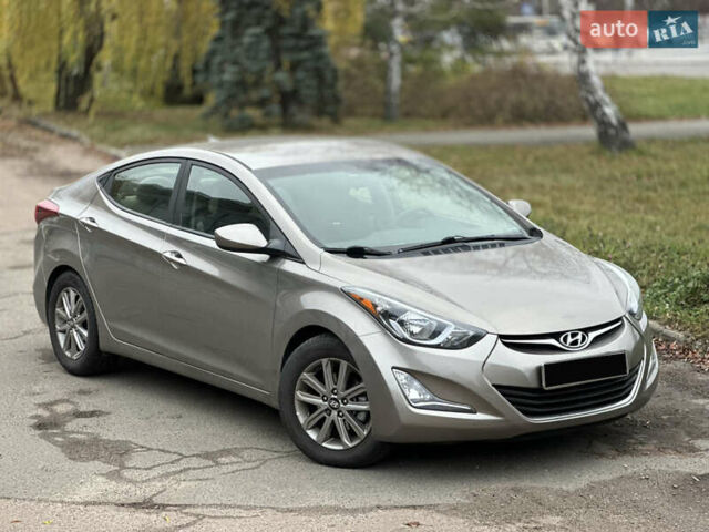 Коричневый Хендай Элантра, объемом двигателя 1.8 л и пробегом 128 тыс. км за 9500 $, фото 6 на Automoto.ua