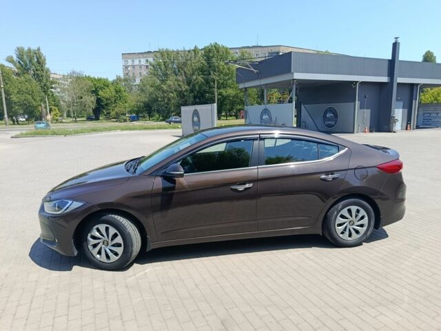 Коричневый Хендай Элантра, объемом двигателя 1.6 л и пробегом 86 тыс. км за 12300 $, фото 6 на Automoto.ua