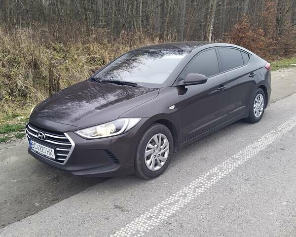 Коричневий Хендай Елантра, об'ємом двигуна 1.59 л та пробігом 326 тис. км за 12200 $, фото 8 на Automoto.ua