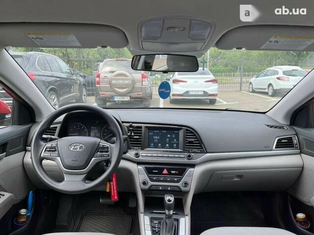 Красный Хендай Элантра, объемом двигателя 2 л и пробегом 67 тыс. км за 14000 $, фото 13 на Automoto.ua