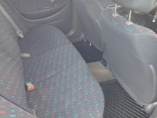 Красный Хендай Элантра, объемом двигателя 0 л и пробегом 2 тыс. км за 1700 $, фото 5 на Automoto.ua