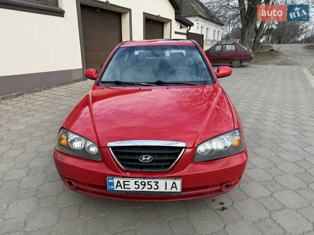 Червоний Хендай Елантра, об'ємом двигуна 1.98 л та пробігом 555 тис. км за 2500 $, фото 1 на Automoto.ua