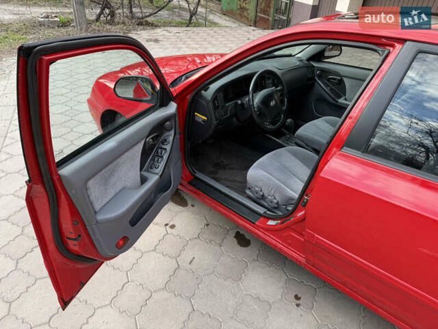 Червоний Хендай Елантра, об'ємом двигуна 1.98 л та пробігом 555 тис. км за 2500 $, фото 9 на Automoto.ua
