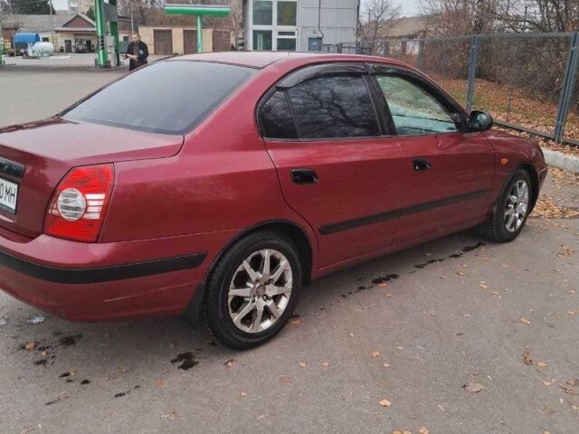 Красный Хендай Элантра, объемом двигателя 1.6 л и пробегом 200 тыс. км за 3200 $, фото 8 на Automoto.ua