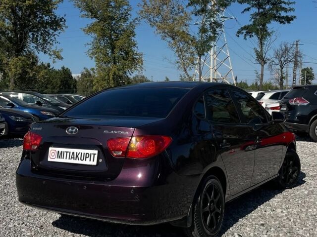 Червоний Хендай Елантра, об'ємом двигуна 0 л та пробігом 200 тис. км за 5900 $, фото 5 на Automoto.ua