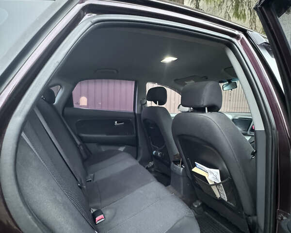 Червоний Хендай Елантра, об'ємом двигуна 1.6 л та пробігом 167 тис. км за 5999 $, фото 14 на Automoto.ua