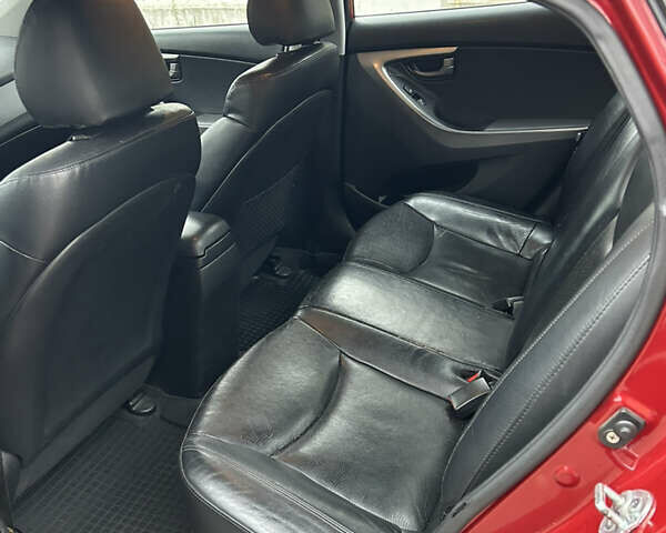 Червоний Хендай Елантра, об'ємом двигуна 1.8 л та пробігом 290 тис. км за 7900 $, фото 14 на Automoto.ua