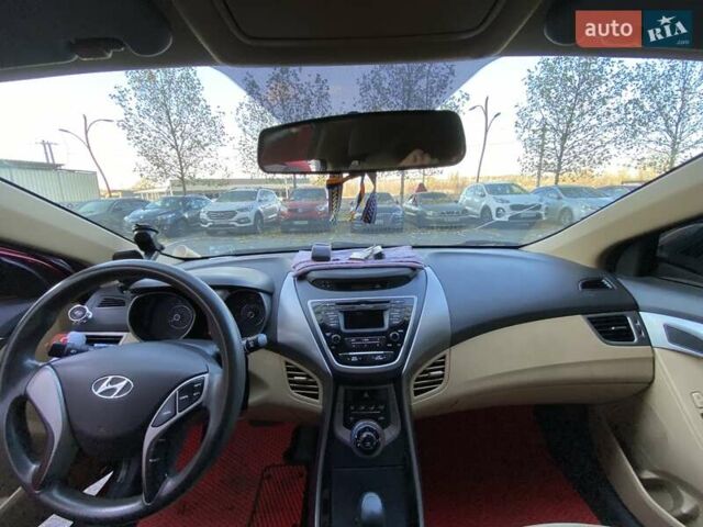 Красный Хендай Элантра, объемом двигателя 1.8 л и пробегом 277 тыс. км за 7500 $, фото 26 на Automoto.ua