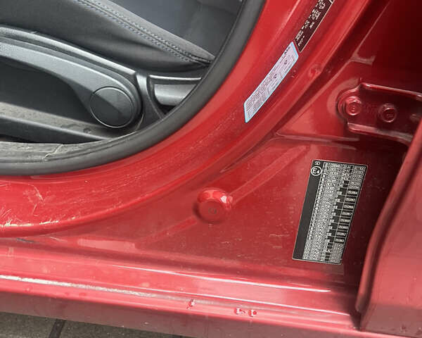 Красный Хендай Элантра, объемом двигателя 1.59 л и пробегом 185 тыс. км за 8700 $, фото 5 на Automoto.ua