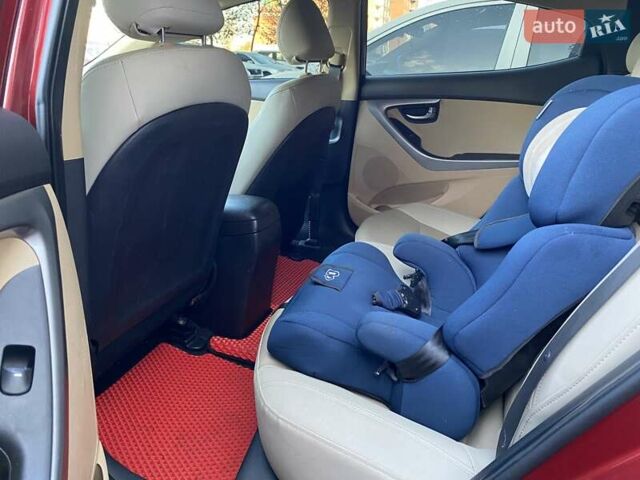 Красный Хендай Элантра, объемом двигателя 1.8 л и пробегом 277 тыс. км за 7500 $, фото 17 на Automoto.ua