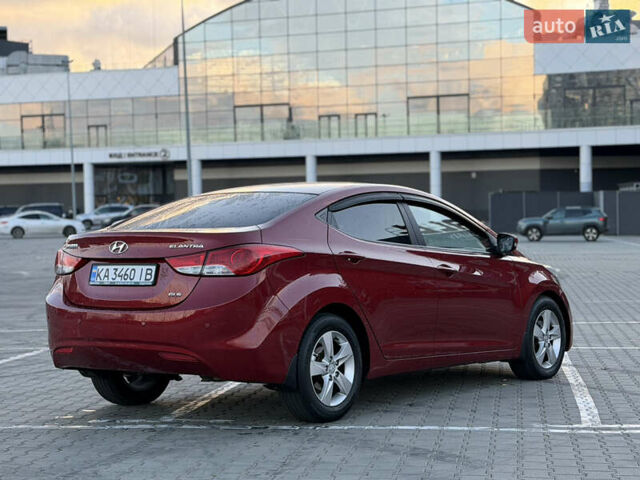 Красный Хендай Элантра, объемом двигателя 1.8 л и пробегом 200 тыс. км за 8300 $, фото 3 на Automoto.ua