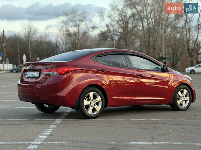 Красный Хендай Элантра, объемом двигателя 1.8 л и пробегом 200 тыс. км за 8750 $, фото 4 на Automoto.ua