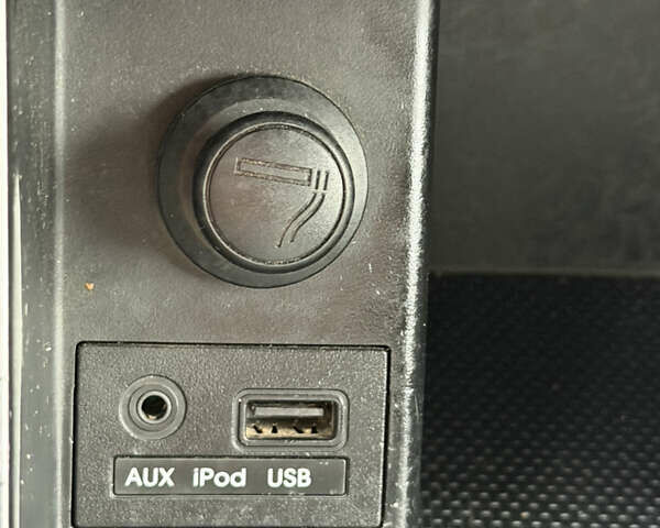 Красный Хендай Элантра, объемом двигателя 1.8 л и пробегом 200 тыс. км за 8750 $, фото 22 на Automoto.ua