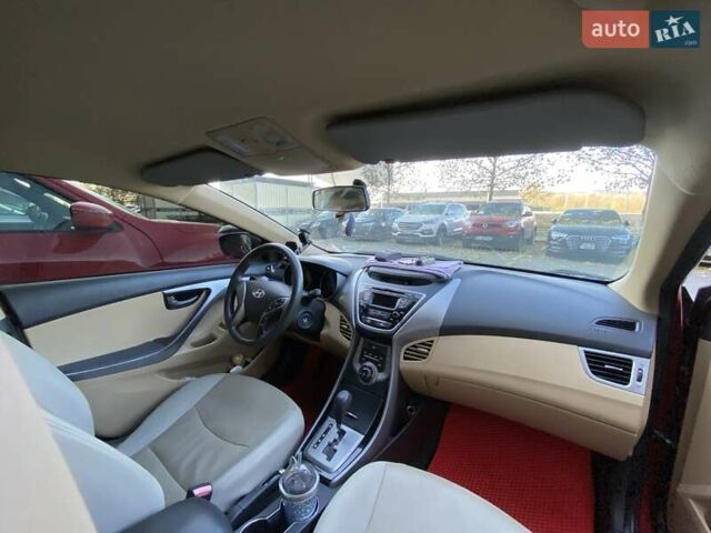 Красный Хендай Элантра, объемом двигателя 1.8 л и пробегом 277 тыс. км за 7500 $, фото 25 на Automoto.ua