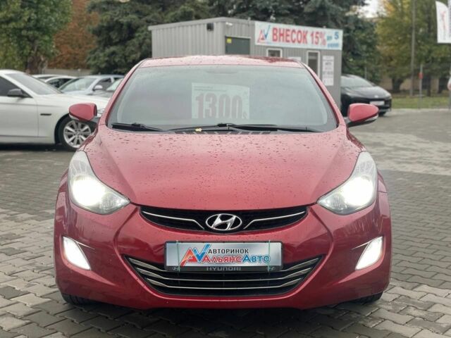 Красный Хендай Элантра, объемом двигателя 1.8 л и пробегом 185 тыс. км за 8400 $, фото 1 на Automoto.ua