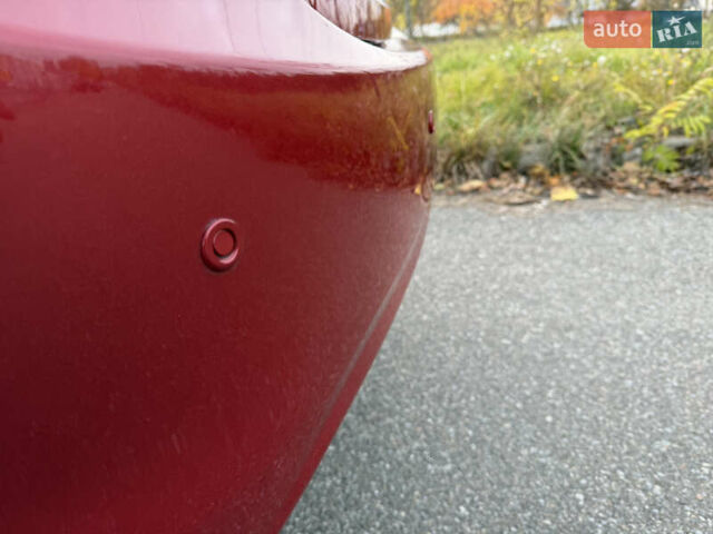 Красный Хендай Элантра, объемом двигателя 1.8 л и пробегом 200 тыс. км за 8750 $, фото 18 на Automoto.ua