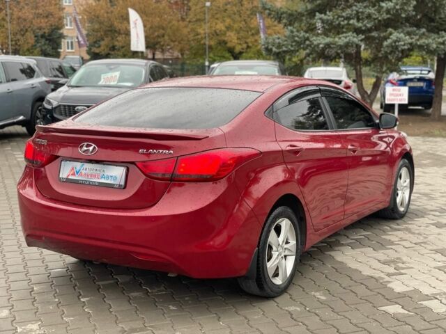 Красный Хендай Элантра, объемом двигателя 1.8 л и пробегом 185 тыс. км за 8400 $, фото 6 на Automoto.ua