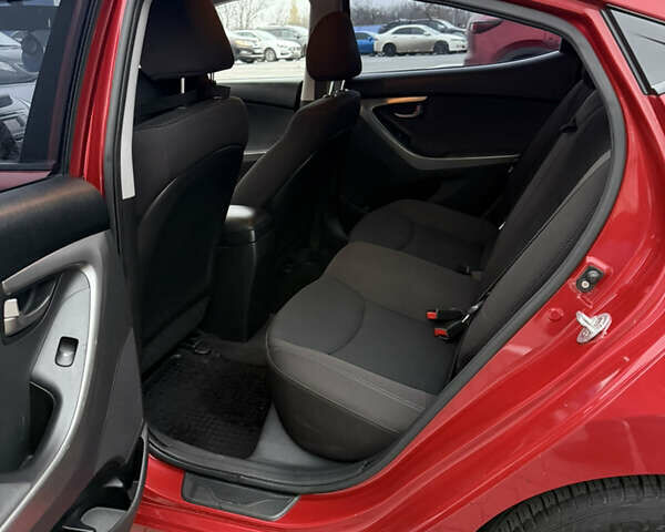 Красный Хендай Элантра, объемом двигателя 1.59 л и пробегом 136 тыс. км за 9800 $, фото 11 на Automoto.ua