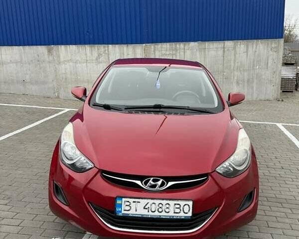 Красный Хендай Элантра, объемом двигателя 1.59 л и пробегом 136 тыс. км за 9800 $, фото 1 на Automoto.ua