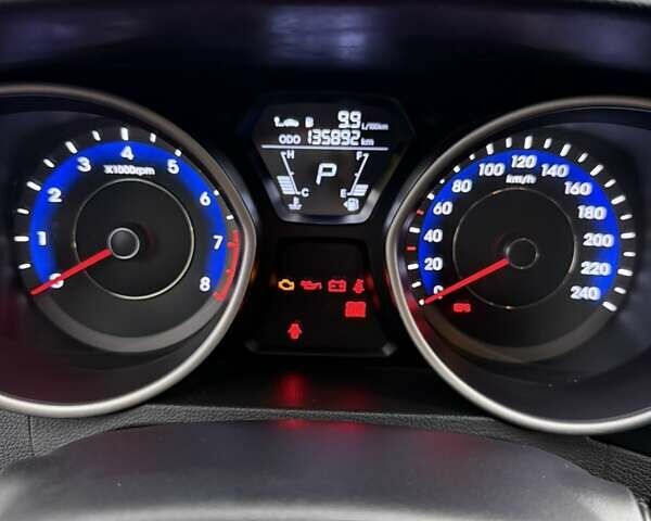 Красный Хендай Элантра, объемом двигателя 1.59 л и пробегом 136 тыс. км за 9800 $, фото 13 на Automoto.ua