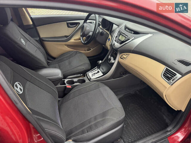 Красный Хендай Элантра, объемом двигателя 1.6 л и пробегом 167 тыс. км за 9000 $, фото 26 на Automoto.ua