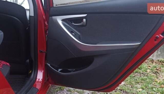 Красный Хендай Элантра, объемом двигателя 1.59 л и пробегом 46 тыс. км за 10700 $, фото 14 на Automoto.ua