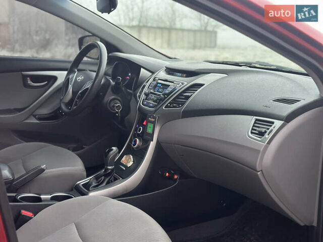 Червоний Хендай Елантра, об'ємом двигуна 1.8 л та пробігом 143 тис. км за 8750 $, фото 17 на Automoto.ua