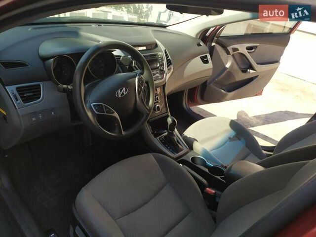 Красный Хендай Элантра, объемом двигателя 1.8 л и пробегом 130 тыс. км за 8800 $, фото 6 на Automoto.ua