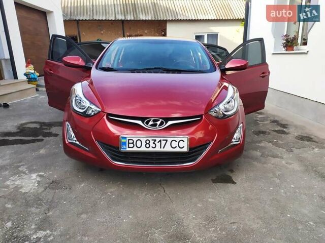 Красный Хендай Элантра, объемом двигателя 1.8 л и пробегом 130 тыс. км за 8800 $, фото 1 на Automoto.ua
