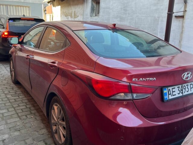 Красный Хендай Элантра, объемом двигателя 1.8 л и пробегом 150 тыс. км за 7900 $, фото 3 на Automoto.ua