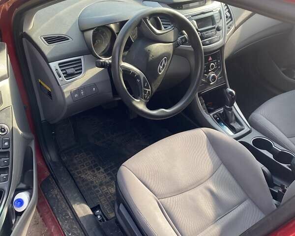 Красный Хендай Элантра, объемом двигателя 1.8 л и пробегом 300 тыс. км за 9500 $, фото 7 на Automoto.ua