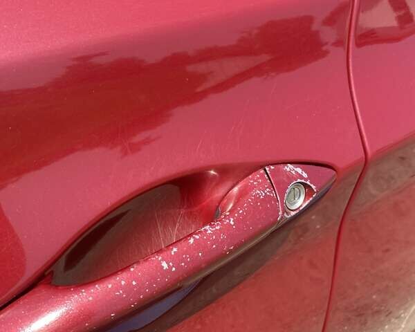 Красный Хендай Элантра, объемом двигателя 1.8 л и пробегом 300 тыс. км за 9500 $, фото 9 на Automoto.ua