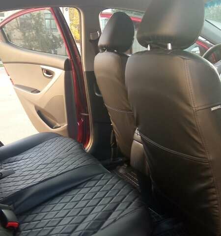 Червоний Хендай Елантра, об'ємом двигуна 1.8 л та пробігом 205 тис. км за 7500 $, фото 7 на Automoto.ua