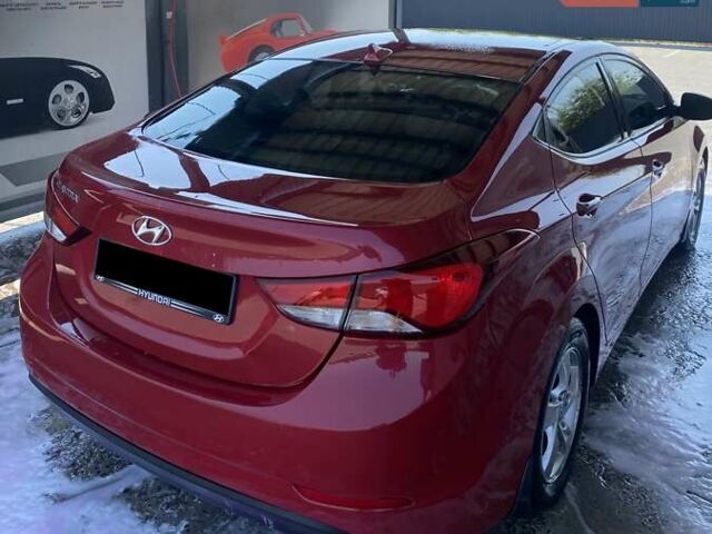 Красный Хендай Элантра, объемом двигателя 1.8 л и пробегом 300 тыс. км за 9500 $, фото 5 на Automoto.ua