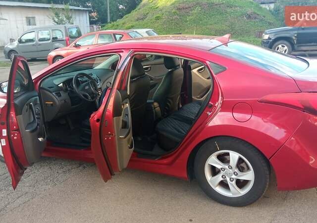 Червоний Хендай Елантра, об'ємом двигуна 1.8 л та пробігом 205 тис. км за 7500 $, фото 3 на Automoto.ua