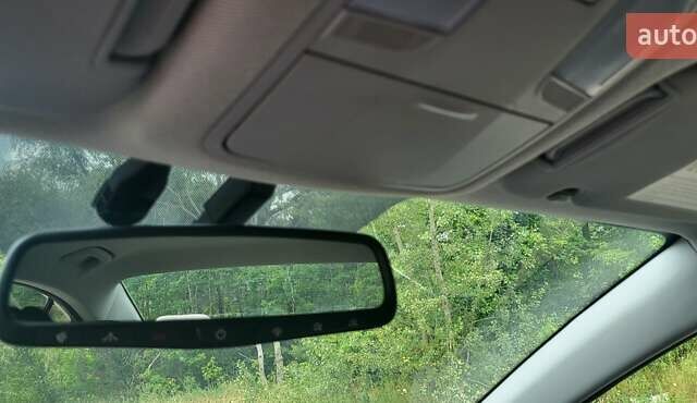 Красный Хендай Элантра, объемом двигателя 2 л и пробегом 69 тыс. км за 12000 $, фото 13 на Automoto.ua