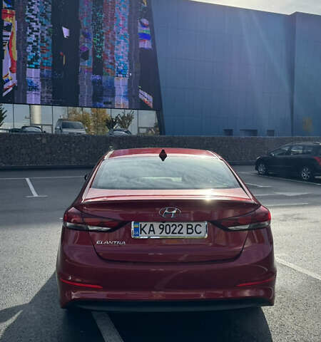 Хендай Элантра 2016 в Киеве на Automoto.ua Красный Хендай Элантра, объемом двигателя 2 л и пробегом 85 тыс. км за 12900 $, фото 4 на Automoto.ua