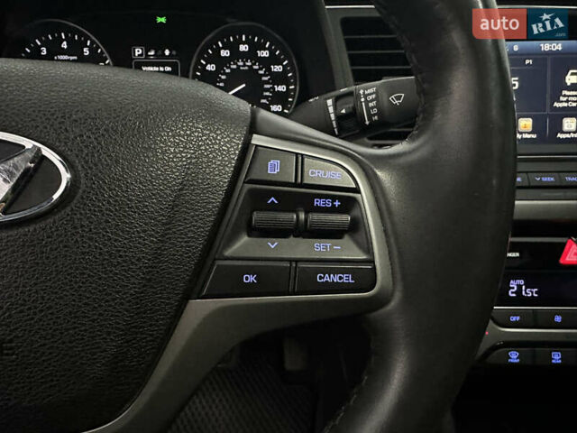 Красный Хендай Элантра, объемом двигателя 2 л и пробегом 85 тыс. км за 12000 $, фото 13 на Automoto.ua