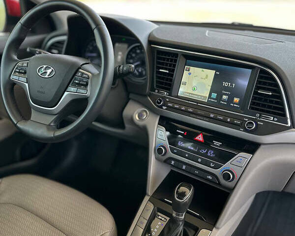 Хендай Элантра 2016 в Днепре (Днепропетровске) на Automoto.ua Красный Хендай Элантра, объемом двигателя 2 л и пробегом 184 тыс. км за 11599 $, фото 20 на Automoto.ua