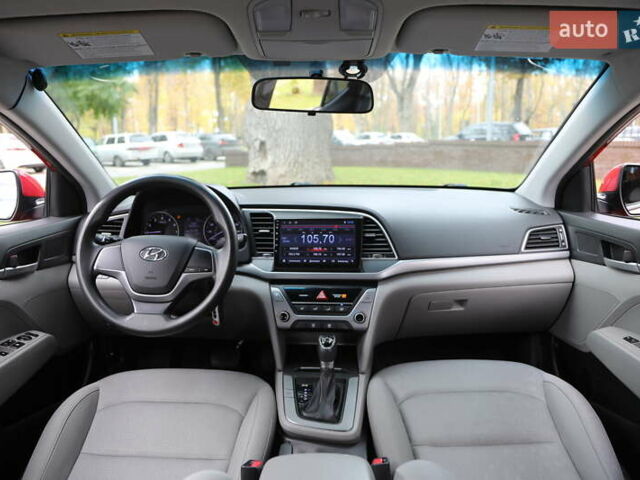 Хендай Элантра 2016 в Харькове на Automoto.ua Красный Хендай Элантра, объемом двигателя 2 л и пробегом 66 тыс. км за 11000 $, фото 11 на Automoto.ua